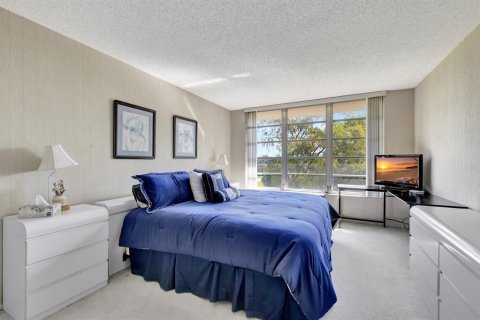 Condominio en venta en Pompano Beach, Florida, 3 dormitorios, 139.35 m2 № 954418 - foto 19