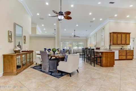 Villa ou maison à louer à Jacksonville, Floride: 5 chambres, 236.71 m2 № 771925 - photo 5