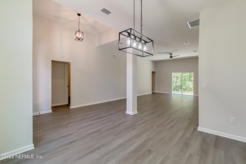 Villa ou maison à vendre à Jacksonville, Floride: 4 chambres, 192.87 m2 № 771709 - photo 9