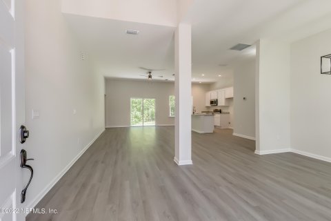 Villa ou maison à vendre à Jacksonville, Floride: 4 chambres, 192.87 m2 № 771709 - photo 5