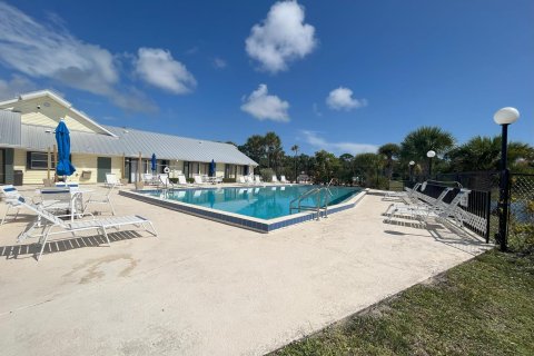 Villa ou maison à vendre à Vero Beach, Floride: 2 chambres, 87.7 m2 № 1155935 - photo 1