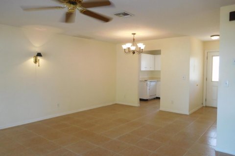 Villa ou maison à vendre à Vero Beach, Floride: 2 chambres, 87.7 m2 № 1155935 - photo 23