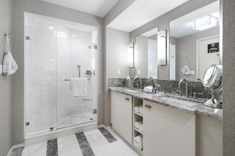 Condo in Fort Lauderdale, Florida, 2 bedrooms  № 970326 - photo 15