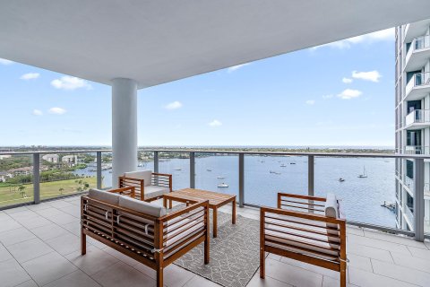 Condominio en venta en North Palm Beach, Florida, 3 dormitorios, 241.73 m2 № 47085 - foto 25