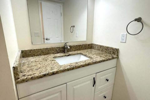 Condominio en venta en Lake Worth, Florida, 1 dormitorio, 90.02 m2 № 827718 - foto 18