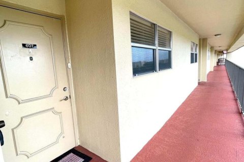 Condominio en venta en Lake Worth, Florida, 1 dormitorio, 90.02 m2 № 827718 - foto 7