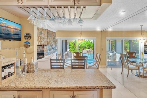 Casa en venta en Hollywood, Florida, 3 dormitorios, 189.8 m2 № 1417199 - foto 25