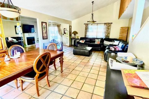 Casa en venta en Deerfield Beach, Florida, 3 dormitorios, 164.44 m2 № 1119656 - foto 30