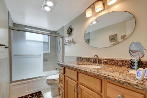 Condo in West Palm Beach, Florida, 2 bedrooms  № 1209238 - photo 18