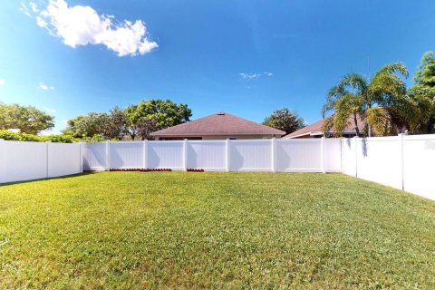Casa en venta en Lutz, Florida, 4 dormitorios, 328.32 m2 № 1111643 - foto 4
