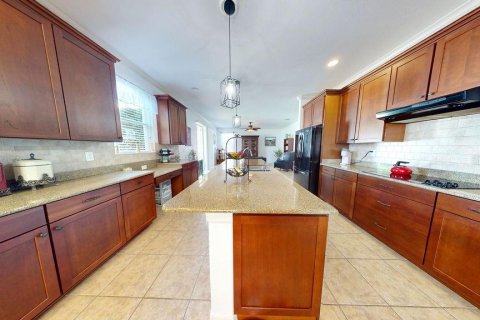 Casa en venta en Lutz, Florida, 4 dormitorios, 328.32 m2 № 1111643 - foto 20