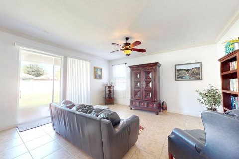 Casa en venta en Lutz, Florida, 4 dormitorios, 328.32 m2 № 1111643 - foto 14