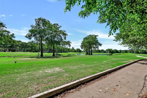 Adosado en venta en Tamarac, Florida, 2 dormitorios, 99.59 m2 № 1272269 - foto 23