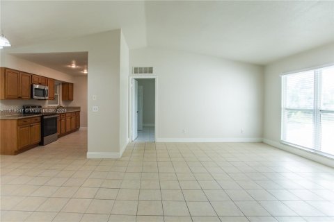 Casa en venta en Port St. Lucie, Florida, 3 dormitorios, 145.67 m2 № 1272308 - foto 7