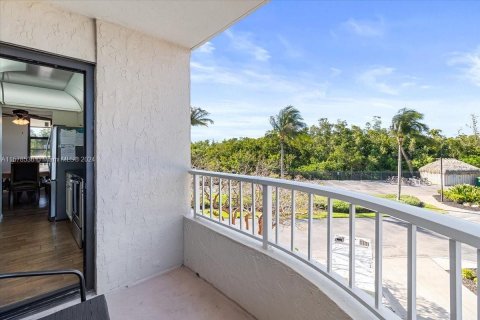 Condominio en venta en Marco Island, Florida, 2 dormitorios, 107.86 m2 № 1150972 - foto 15