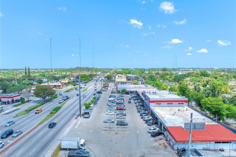 Propiedad comercial en venta en Miami Gardens, Florida № 1150999 - foto 19