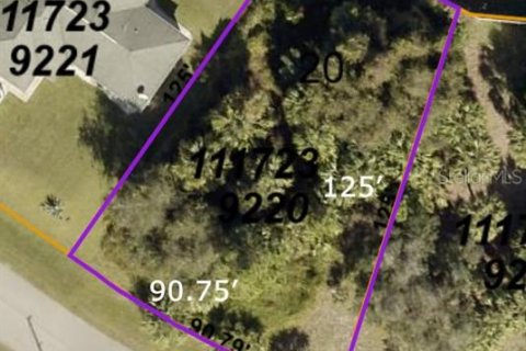 Terreno en venta en North Port, Florida № 216694 - foto 1