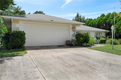 Casa en venta en Spring Hill, Florida, 3 dormitorios, 185.06 m2 № 1377933 - foto 4