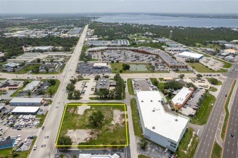 Terreno en venta en Port Charlotte, Florida № 633252 - foto 9