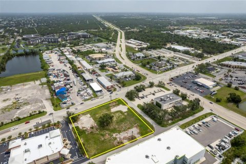 Terreno en venta en Port Charlotte, Florida № 633252 - foto 7