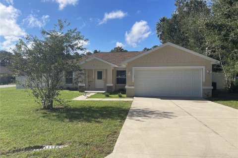 House in Ocala, Florida 3 bedrooms, 130.06 sq.m. № 1393944 - photo 1