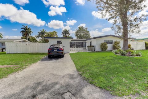 House in Fort Lauderdale, Florida 4 bedrooms, 193.33 sq.m. № 1117005 - photo 7