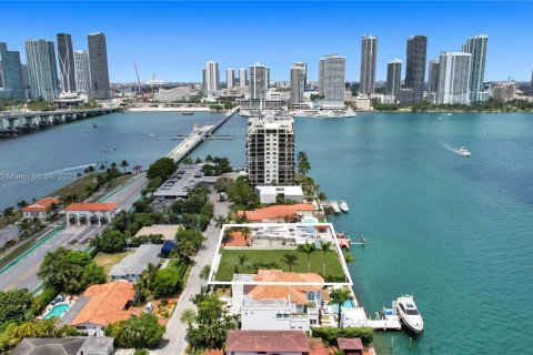 Купить земельный участок в Майами, Флорида № 27448 - фото 9