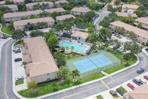 Townhouse in Pembroke Pines, Florida 2 bedrooms, 104.05 sq.m. № 922453 - photo 6