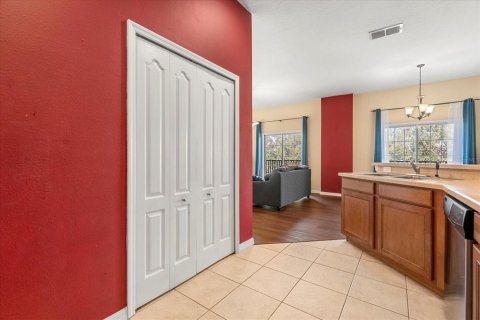 Condo in Kissimmee, Florida, 2 bedrooms  № 1425175 - photo 10