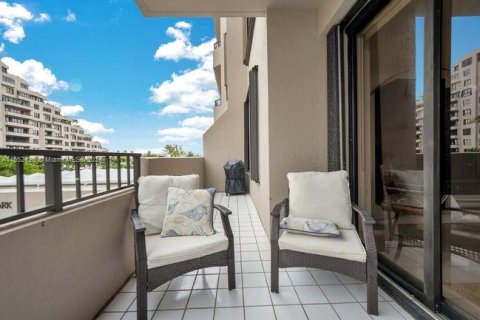 Condo in Key Biscayne, Florida, 2 bedrooms  № 1348254 - photo 19