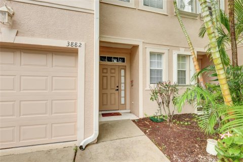 Townhouse in Sarasota, Florida 3 bedrooms, 128.02 sq.m. № 1342228 - photo 2