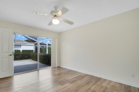 Townhouse in Palm Beach Gardens, Florida 3 bedrooms, 107.02 sq.m. № 1098722 - photo 11