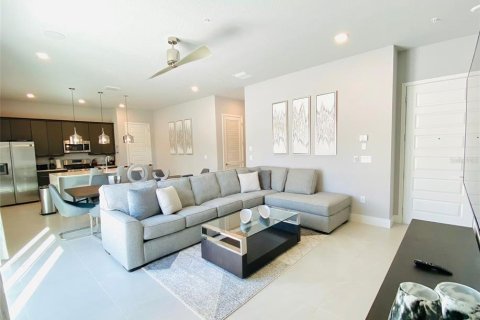 Condominio en venta en Kissimmee, Florida, 3 dormitorios, 138.52 m2 № 702309 - foto 23