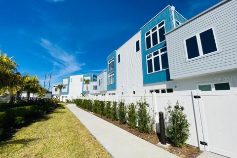Condominio en venta en Kissimmee, Florida, 3 dormitorios, 138.52 m2 № 702309 - foto 7