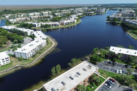 Condo in Fort Lauderdale, Florida, 2 bedrooms  № 1208696 - photo 21