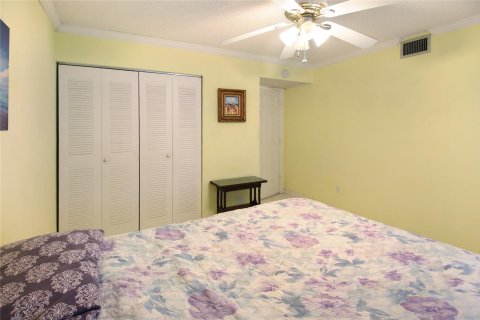 Condo in Fort Lauderdale, Florida, 2 bedrooms  № 1208696 - photo 25