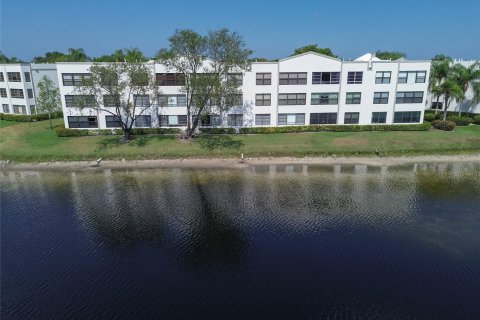 Copropriété à vendre à Fort Lauderdale, Floride: 2 chambres, 116.59 m2 № 1208696 - photo 22