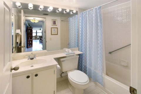 Condo in Fort Lauderdale, Florida, 2 bedrooms  № 1208696 - photo 24