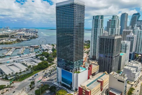 Condominio en alquiler en Miami, Florida, 1 dormitorio, 41.06 m2 № 1348910 - foto 1