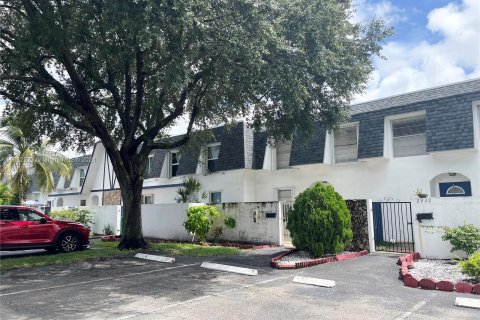 Touwnhouse à vendre à Davie, Floride: 3 chambres, 133.78 m2 № 1348813 - photo 1