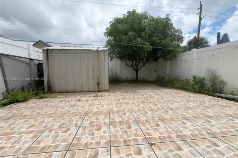 Touwnhouse à vendre à Davie, Floride: 3 chambres, 133.78 m2 № 1348813 - photo 5