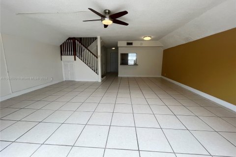 Touwnhouse à vendre à Davie, Floride: 3 chambres, 133.78 m2 № 1348813 - photo 6