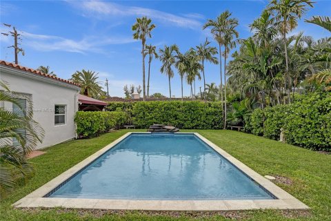 Casa en venta en Miami Beach, Florida, 6 dormitorios, 267.19 m2 № 1271815 - foto 24