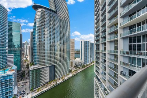 Condo in Miami, Florida, 1 bedroom  № 1094795 - photo 21