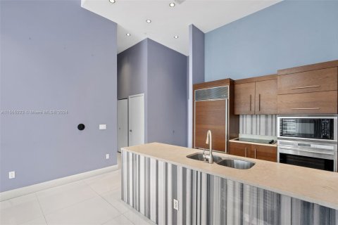 Condominio en venta en Miami, Florida, 1 dormitorio, 74.14 m2 № 1094795 - foto 4