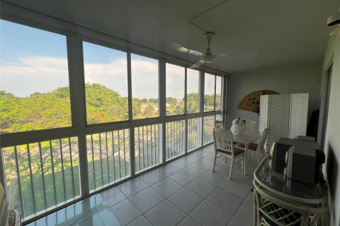 Condo in Deerfield Beach, Florida, 2 bedrooms  № 1186217 - photo 26