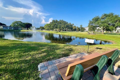 Condo in Deerfield Beach, Florida, 2 bedrooms  № 1186217 - photo 17