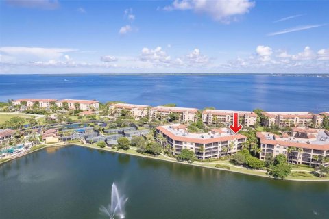 Condominio en venta en Punta Gorda, Florida, 2 dormitorios, 167.5 m2 № 1190743 - foto 2