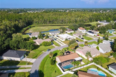 Villa ou maison à vendre à Kissimmee, Floride: 3 chambres, 132.11 m2 № 1324239 - photo 20