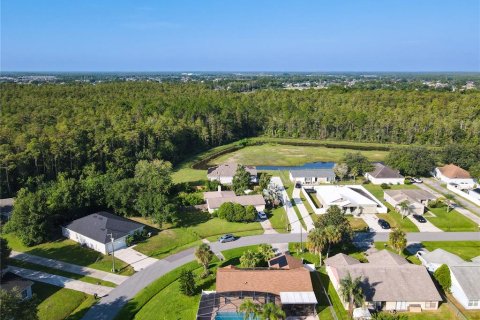 Villa ou maison à vendre à Kissimmee, Floride: 3 chambres, 132.11 m2 № 1324239 - photo 19